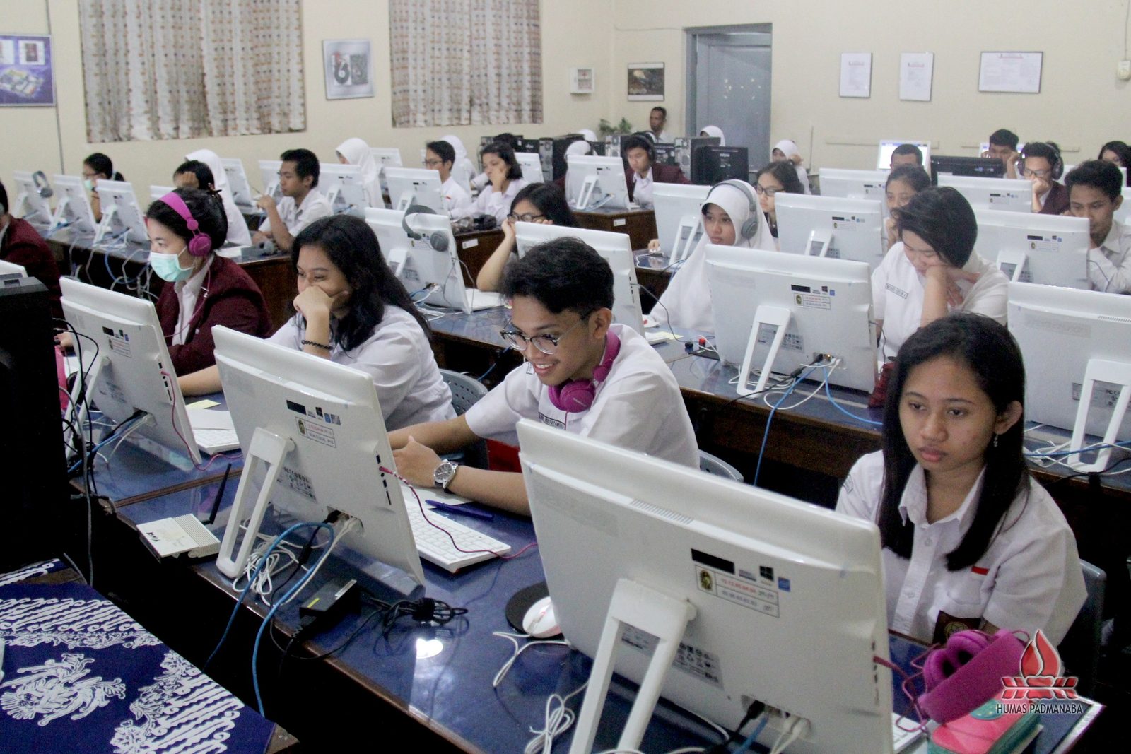 Laboratorium Komputer 1