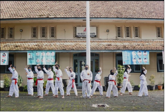 Pencak Silat (Perisai Diri)