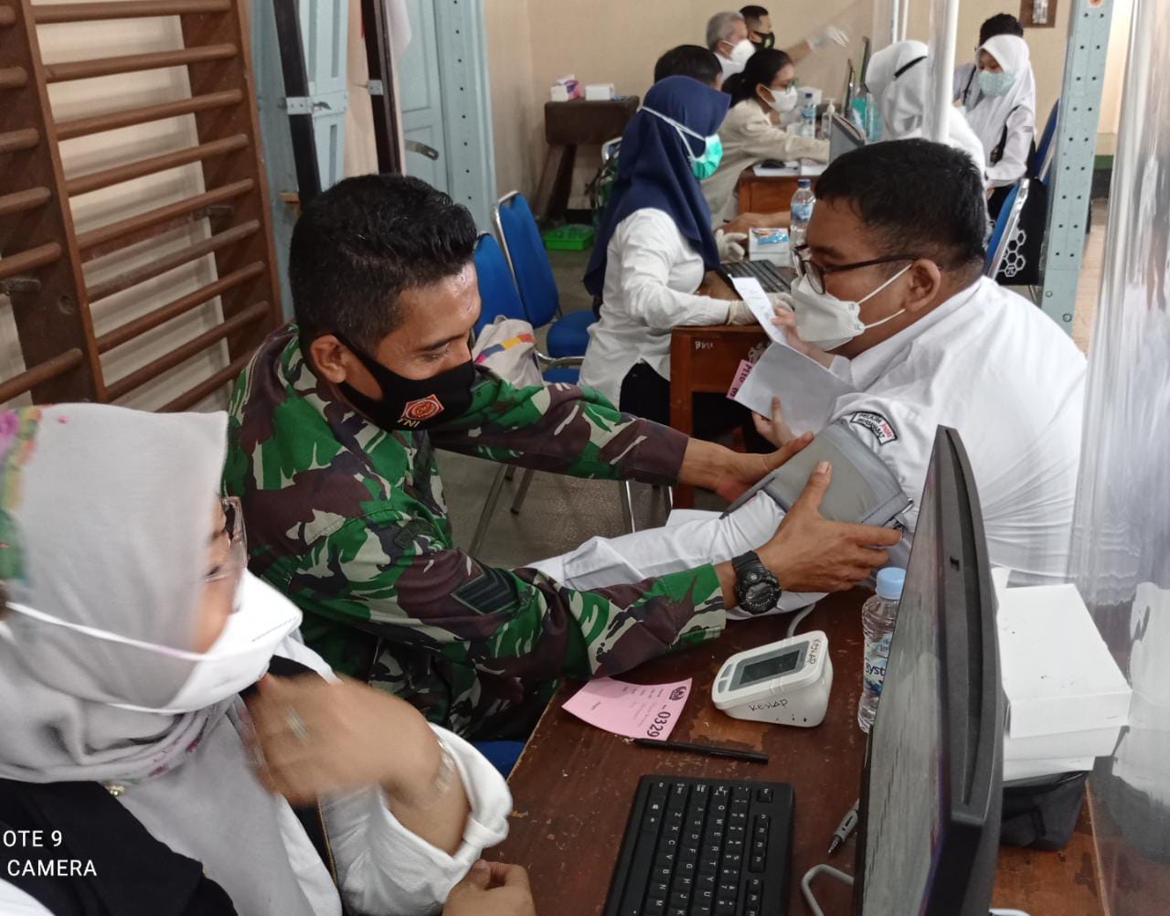Pelaksanaan Vaksinasi COVID-19 untuk Siswa di SMAN 3 Yogyakarta