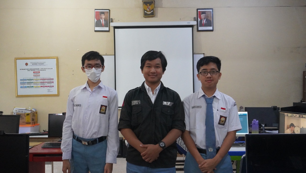 Lolos Seleksi Olimpiade Sains Nasional (OSN) Provinsi Bidang Geografi (maju ke tingkat nasional)