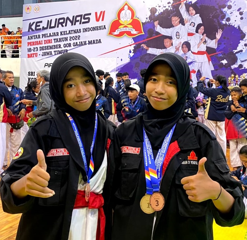 Juara 3 Pi Kategori Berpasangan Tangan Kosong Kejurnas Perisai Diri VI Antar Pelajar 2022