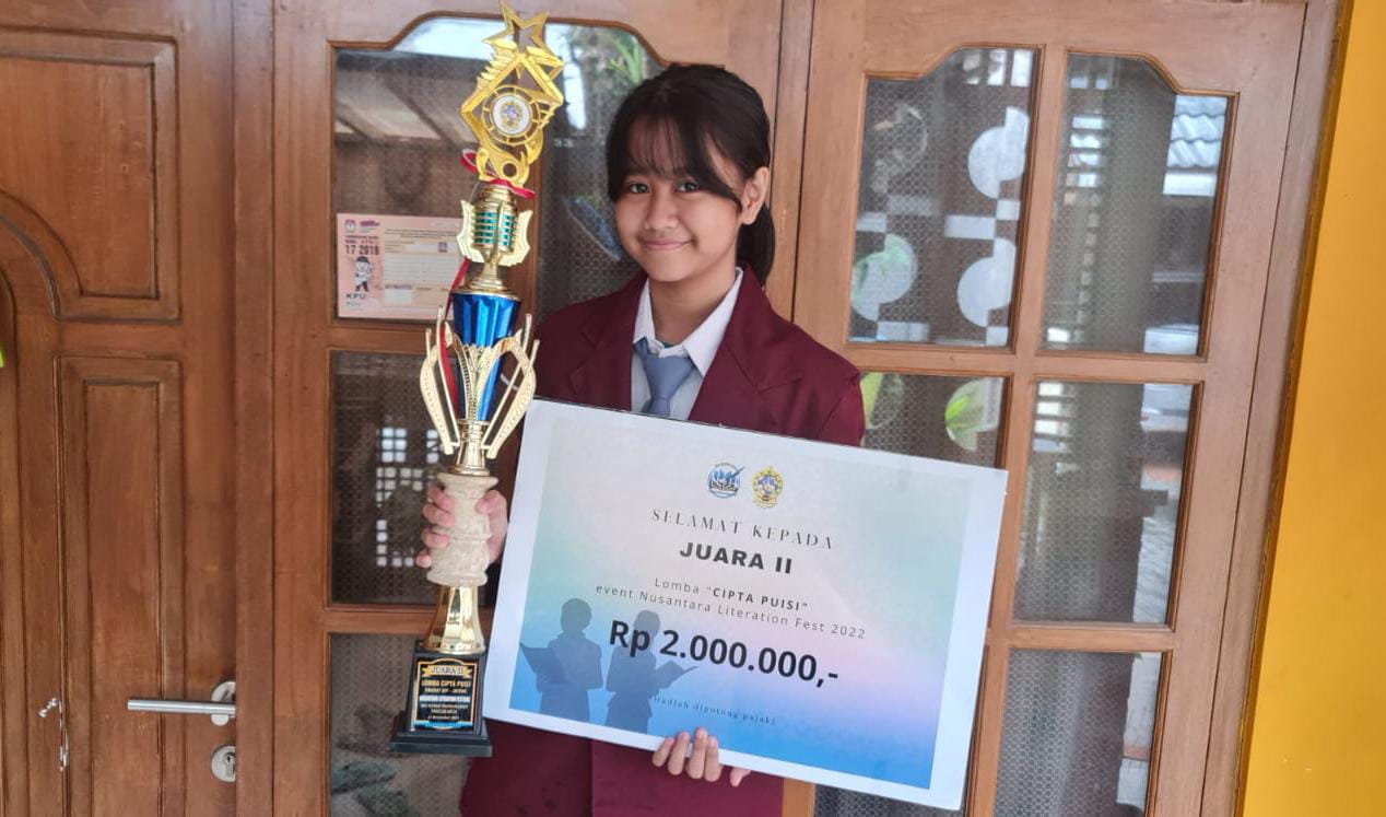 Juara 2 Lomba Cipta Puisi Nusantara Literation Festival 2022