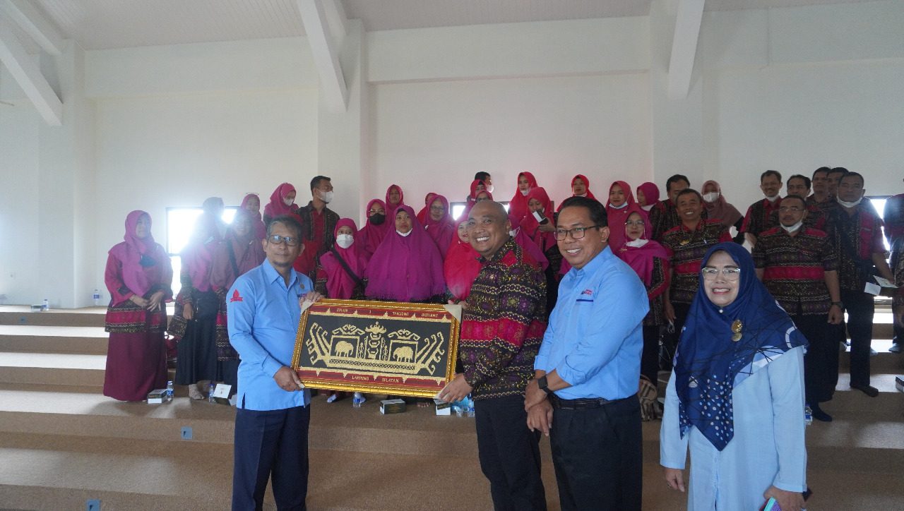 KIAT PEMBELAJARAN DAN GAET ALUMNI DALAM KUNJUNGAN SMA NEGERI 1 TANJUNG BINTANG KE SMA NEGERI  3 YOGYAKARTA