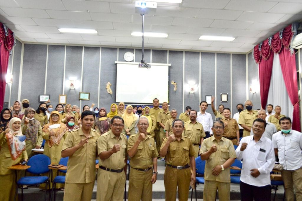 PENINGKATAN KUALITAS DALAM STATUS KERJA GURU DAN WORKSHOP IMPLEMENTASI KURIKULUM MERDEKA DI SMA NEGERI 3 YOGYAKARTA