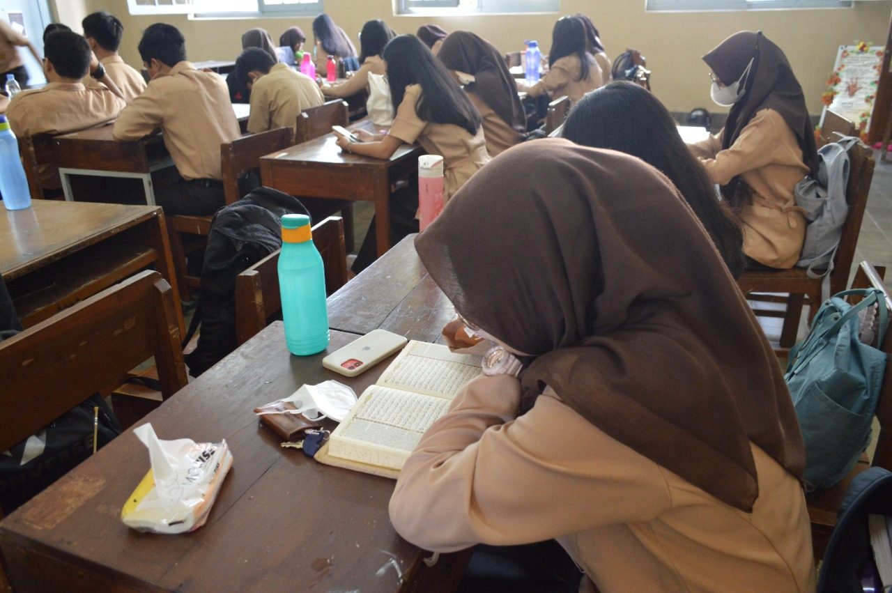 PENINGKATAN KEIMANAN MELALUI KEGIATAN KETAKWAAN