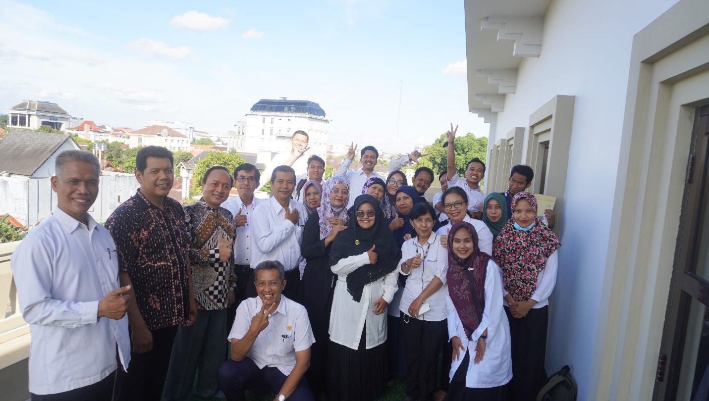 KENALKAN ILMU PERMUSEUMAN, MGMP SEJARAH GELAR PERTEMUAN DI SMA NEGERI 3 YOGYAKARTA