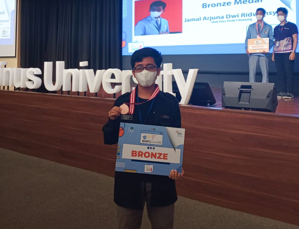 Medali Perunggu Bina Nusantara Programming Competitions for High Schools (BNPC-HS) 2022