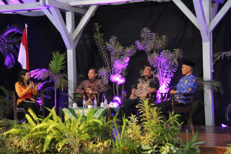 DIALOG KEISTIMEWAAN DI SMA NEGERI 3 YOGYAKARTA BERTEMA “NAPAK TILAS YOGYA KOTA REVOLUSI”