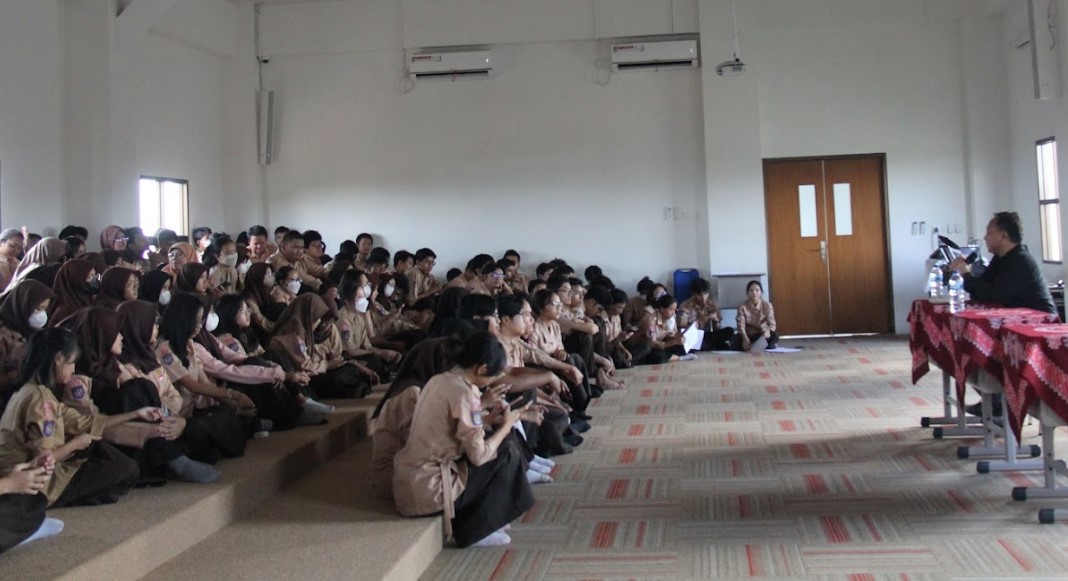 BINCANG ENTREPRENEURSHIP BERSAMA MAS TRIYANTO DALAM PRAMUKA SMA NEGERI 3 YOGYAKARTA
