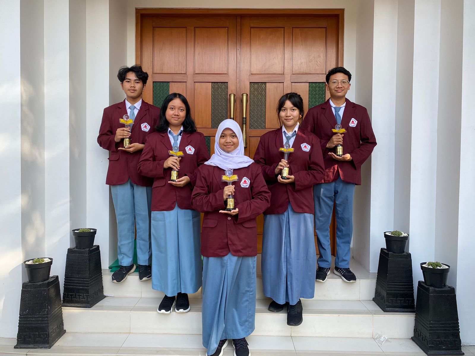 5 Peserta Didik Padmanaba Juara FLSSN SMA/MA Tingkat Provinsi DIY 2023