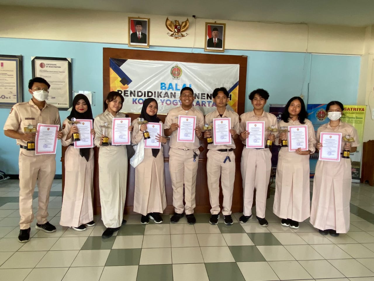 9 Siswa Padmanaba Juara FLSSN Tingkat SMA/MA Kota Yogyakarta 2023