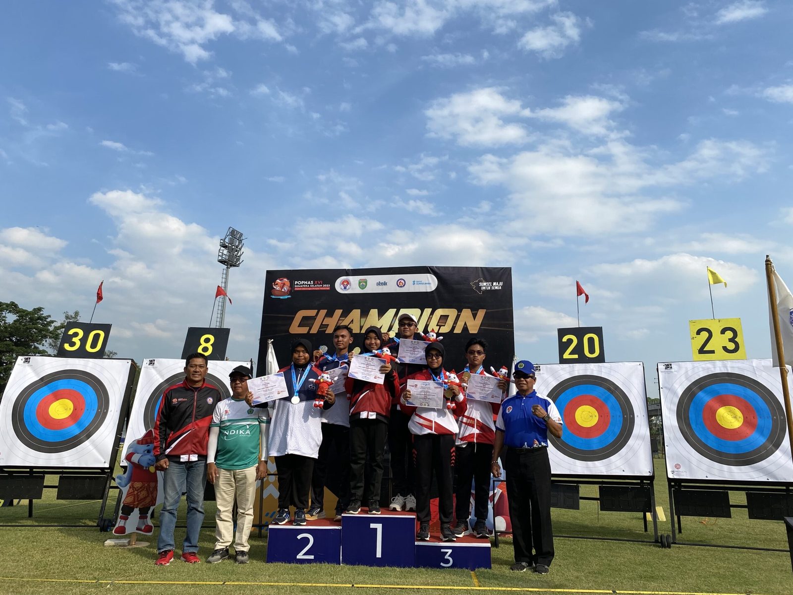 Medali Perunggu Mix Team Recurve POPNAS 2023