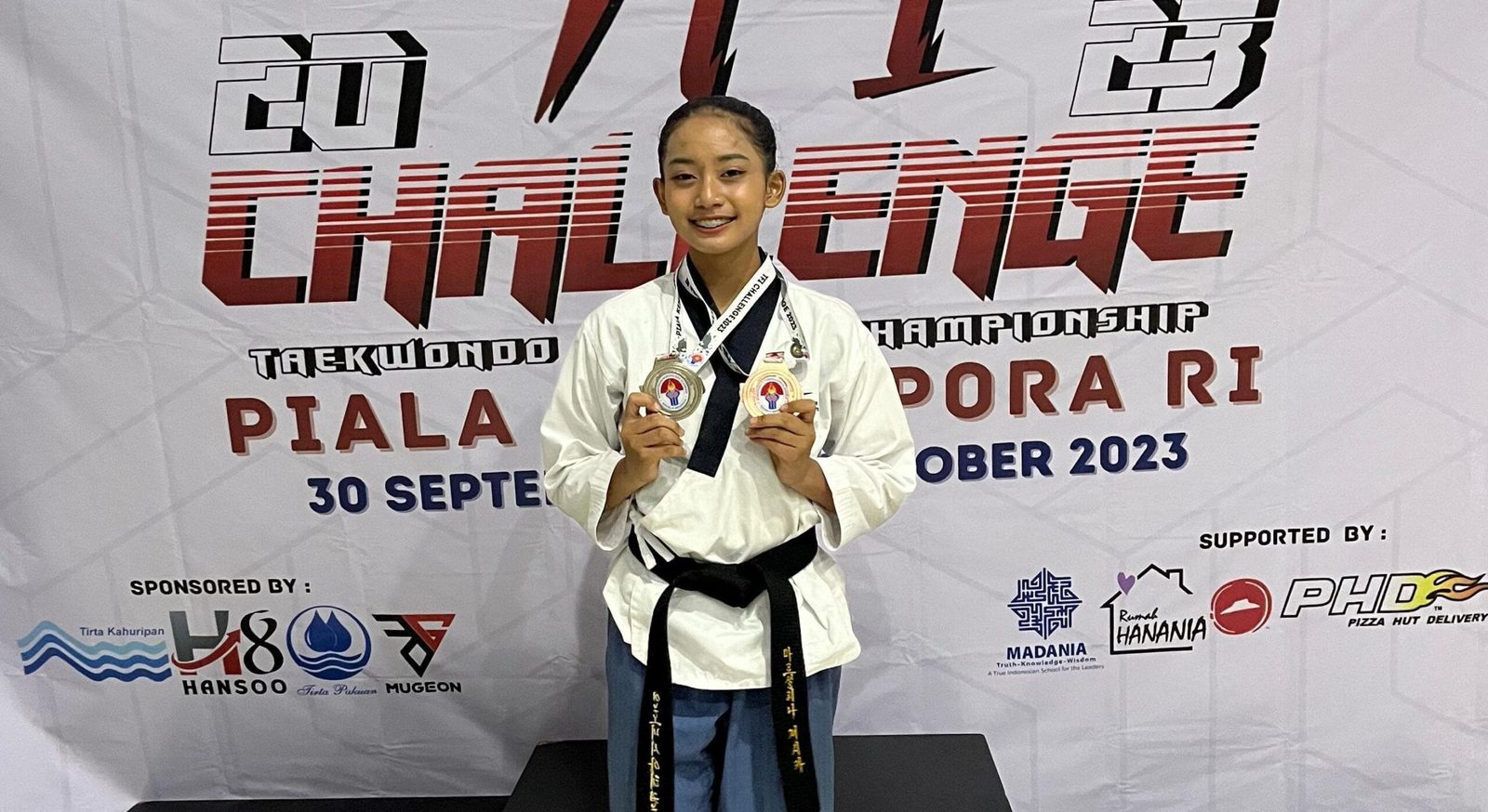 Juara 2 Poomsae Prestasi Senior Beregu Putri, Juara 3 Poomsae Freestyle Individu Putri  TFI Challange Taekwondo Nasional Championship Piala Kemenpora RI 2023