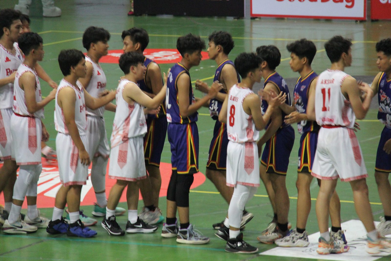 PERTANDINGAN BABAK PENYISIHAN SMAN 3 YOGYAKARTA MELAWAN SMAN 1 BANTUL DALAM DBL SERIES YOGYAKARTA