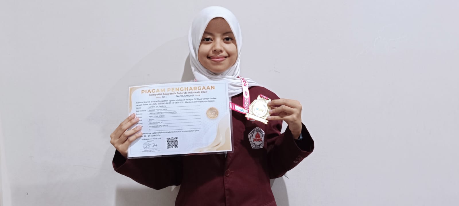 Medali Emas National Science and Social Competition Bidang Psikologi Dasar 2024