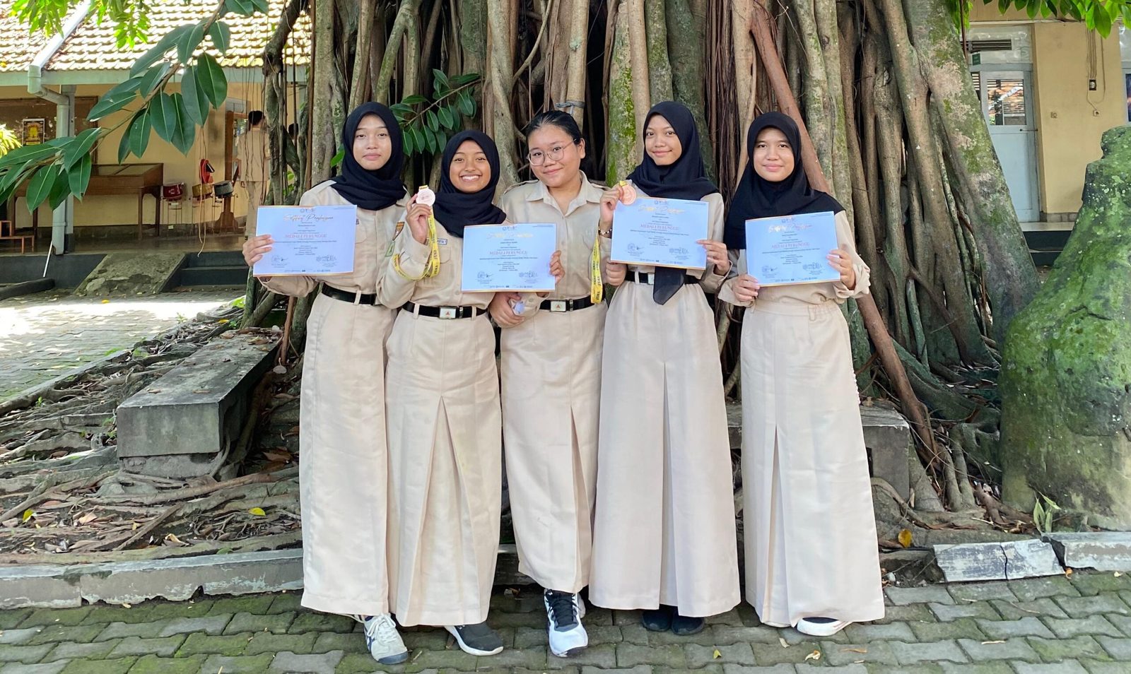 Medali Perunggu YNSF (Youth National Science Fair) Bidang Life Sciences 2024