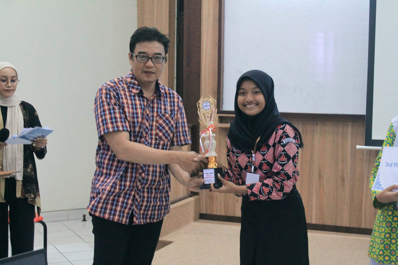 Juara II Speech Contest 2024