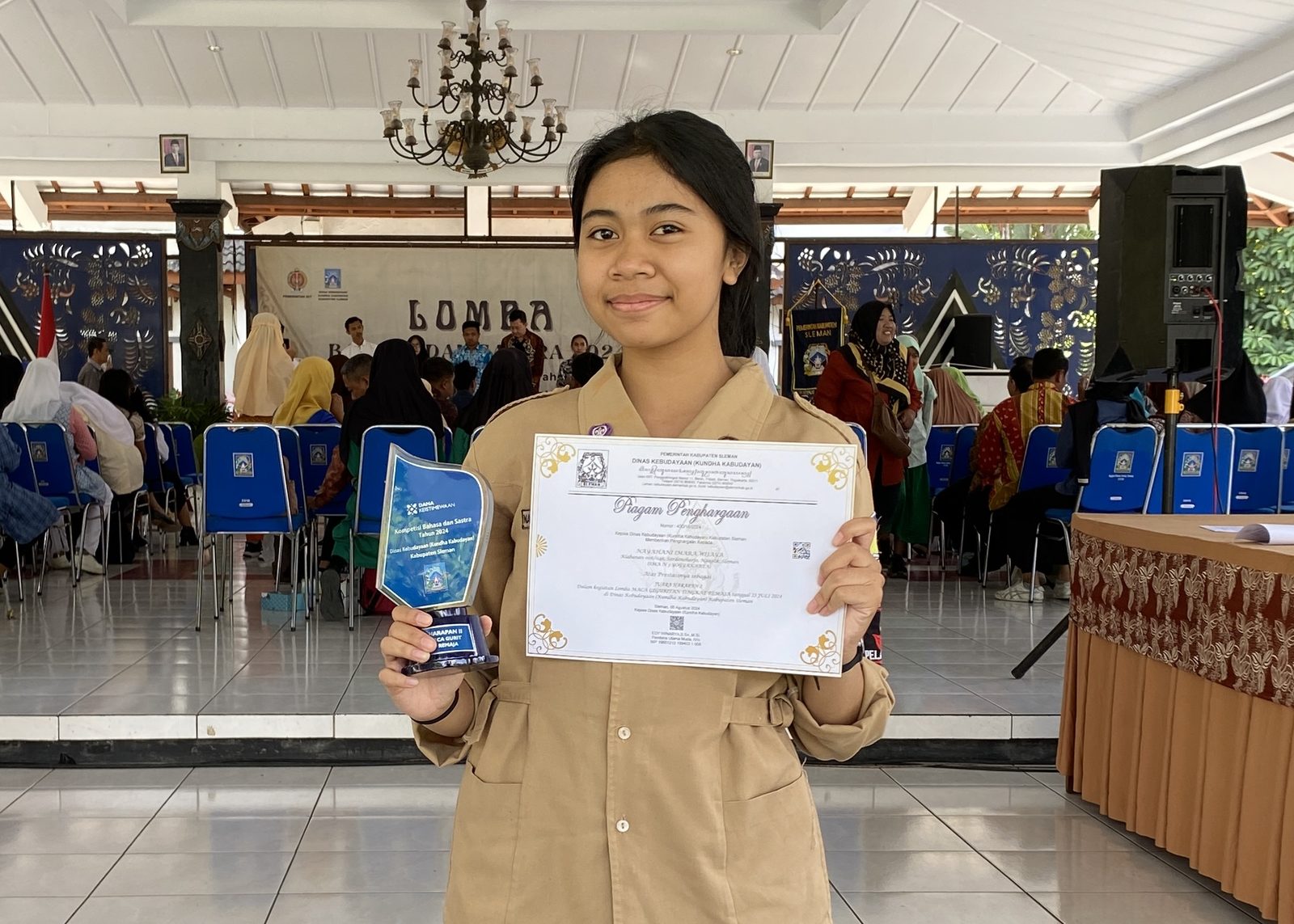 Juara Harapan 2 Lomba Maca Geguritan Kabupaten Sleman 2024