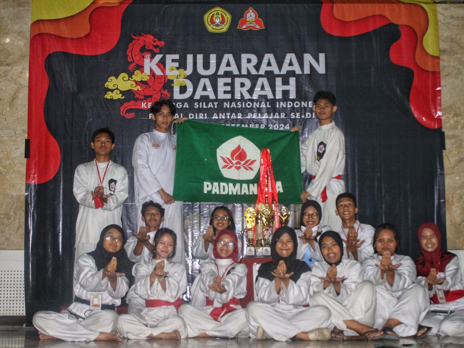 Juara Umum Tingkat SMA Kejuaraan Daerah Perisai Diri Antar Pelajar DIY 2024