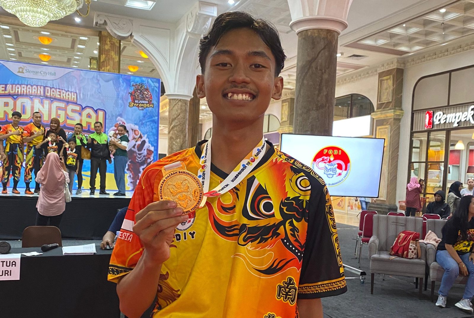 Medali Emas Kejuaraan Daerah Cabang Naga Taolu Bebas 2024