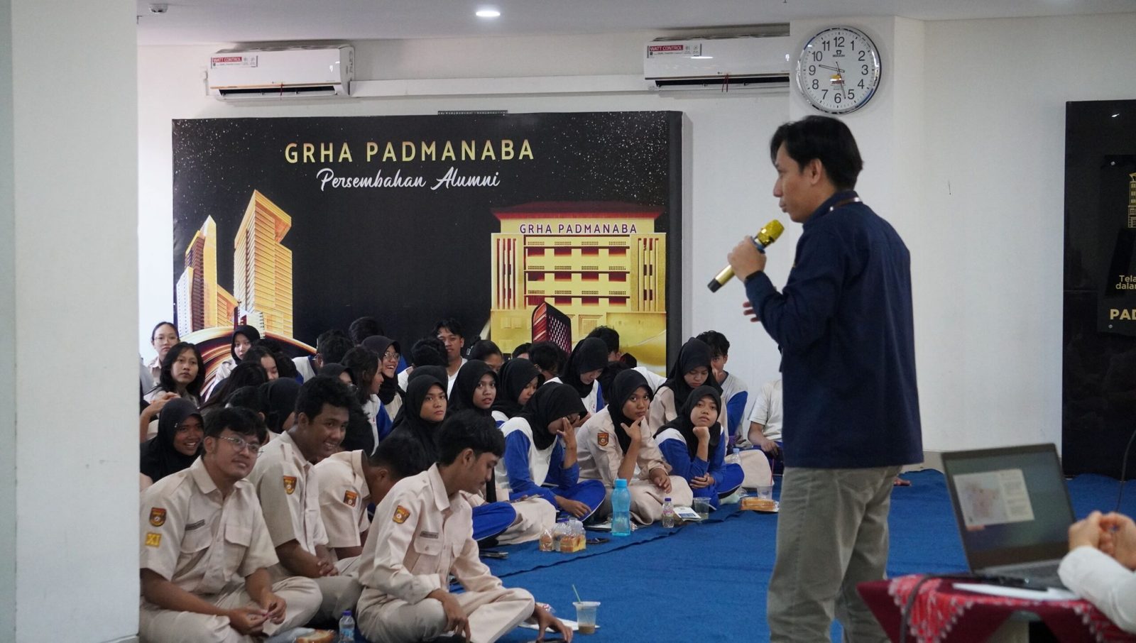 Sosialisasi Penerimaan Mahasiswa Baru UGM: Panduan Sukses Menuju Kampus Impian