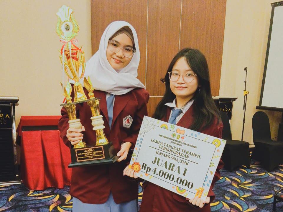Juara 1 Lomba Tangkas Terampil Perkoperasian 2025 Kota Yogyakarta Tingkat SMA/SMK