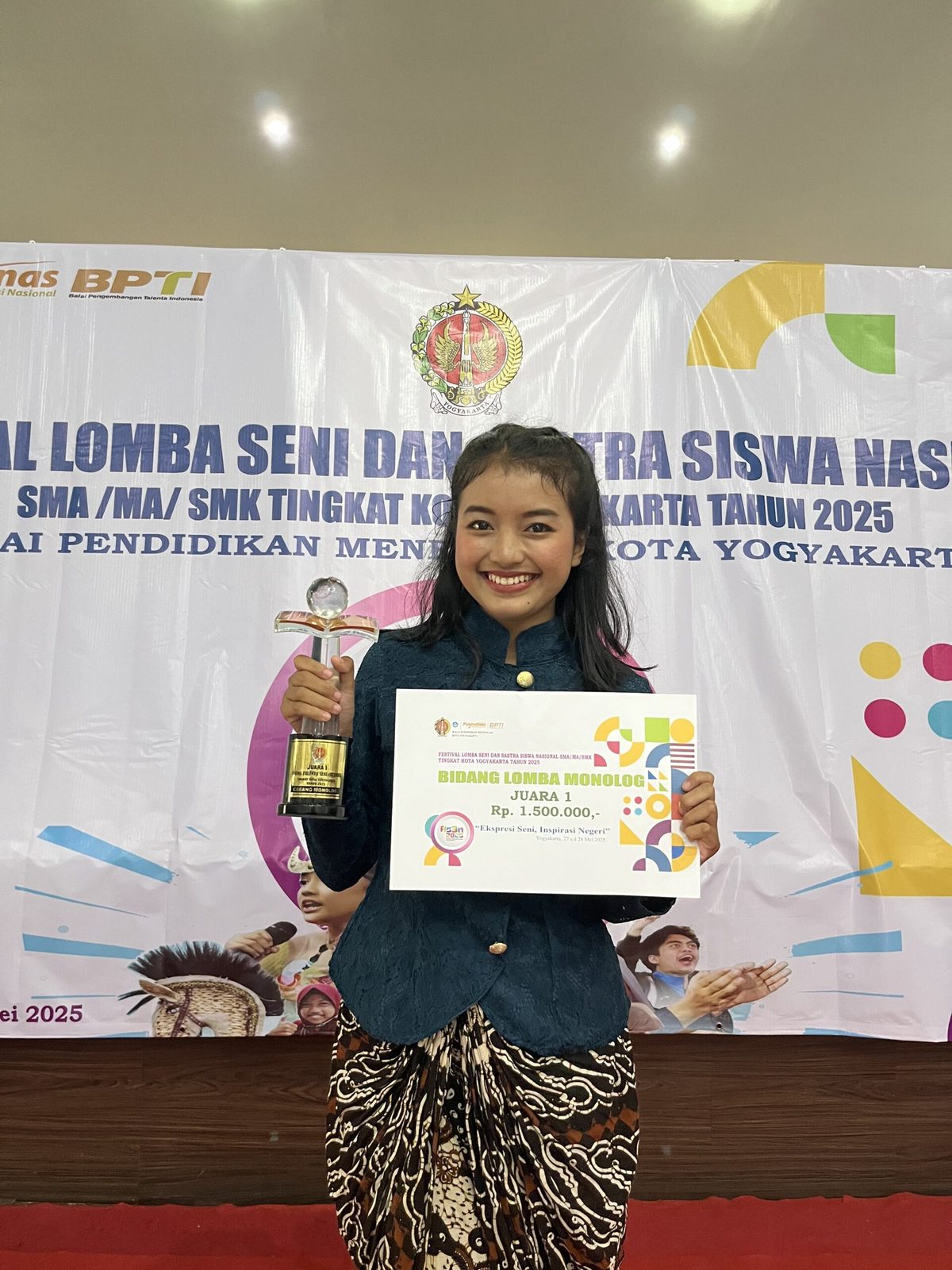 Juara I FLSSSN Monolog