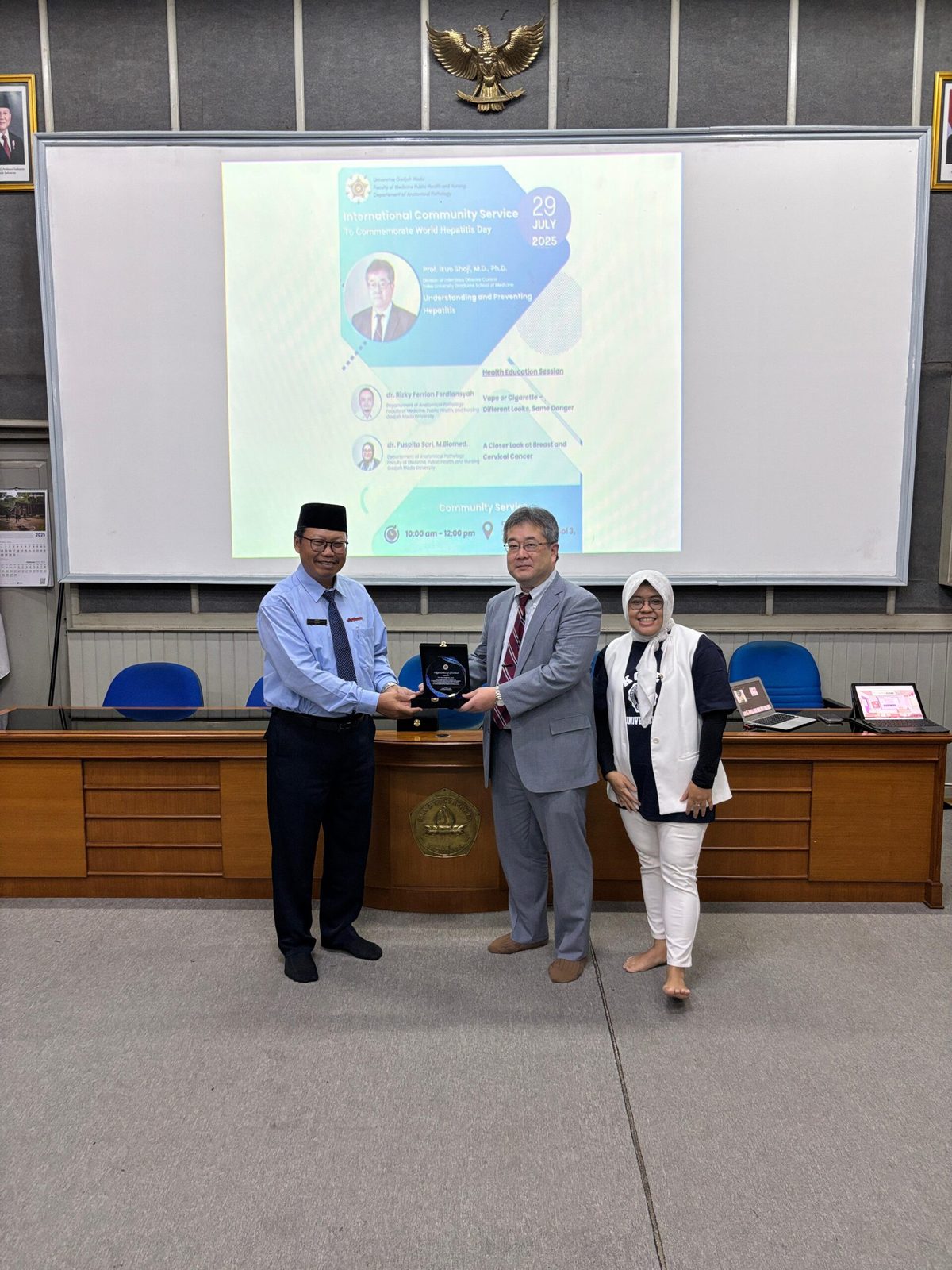 International Community Health Service and Guest Lecture Program: Kolaborasi Global untuk Literasi Kesehatan Remaja