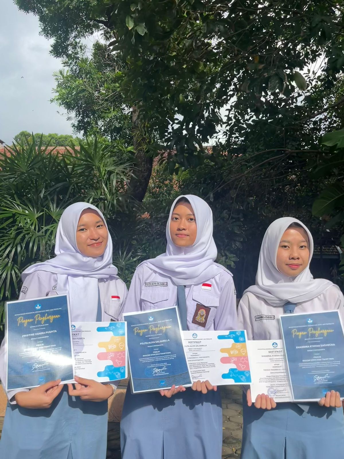 Finalis Kihajar STEM 2024 Perwakilan Provinsi DIY dan Peringkat 1 Kihajar STEM tahap Advanced Tingkat Provinsi D.I Yogyakarta
