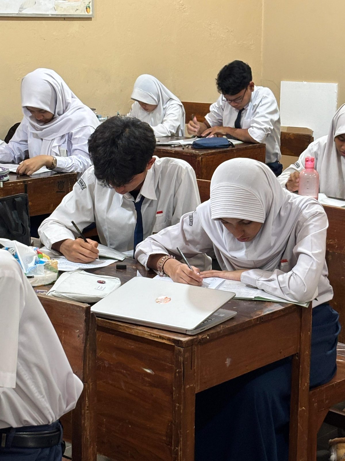 Tes IQ bagi kelas X, Mengungkap Potensi Intelektual Siswa Sejak Dini