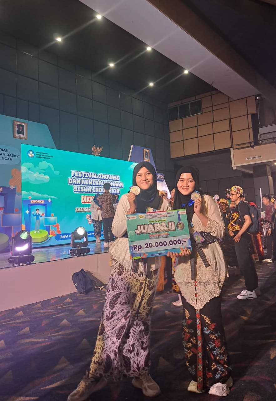 Juara 2 FIKSI 2025 Kategori Rencana Usaha Bidang Pariwisata