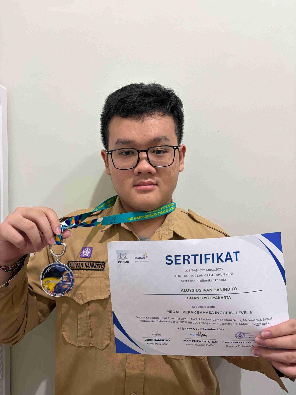 Medali Perak COSMII Tingkat Provinsi Bidang Bahasa Inggris