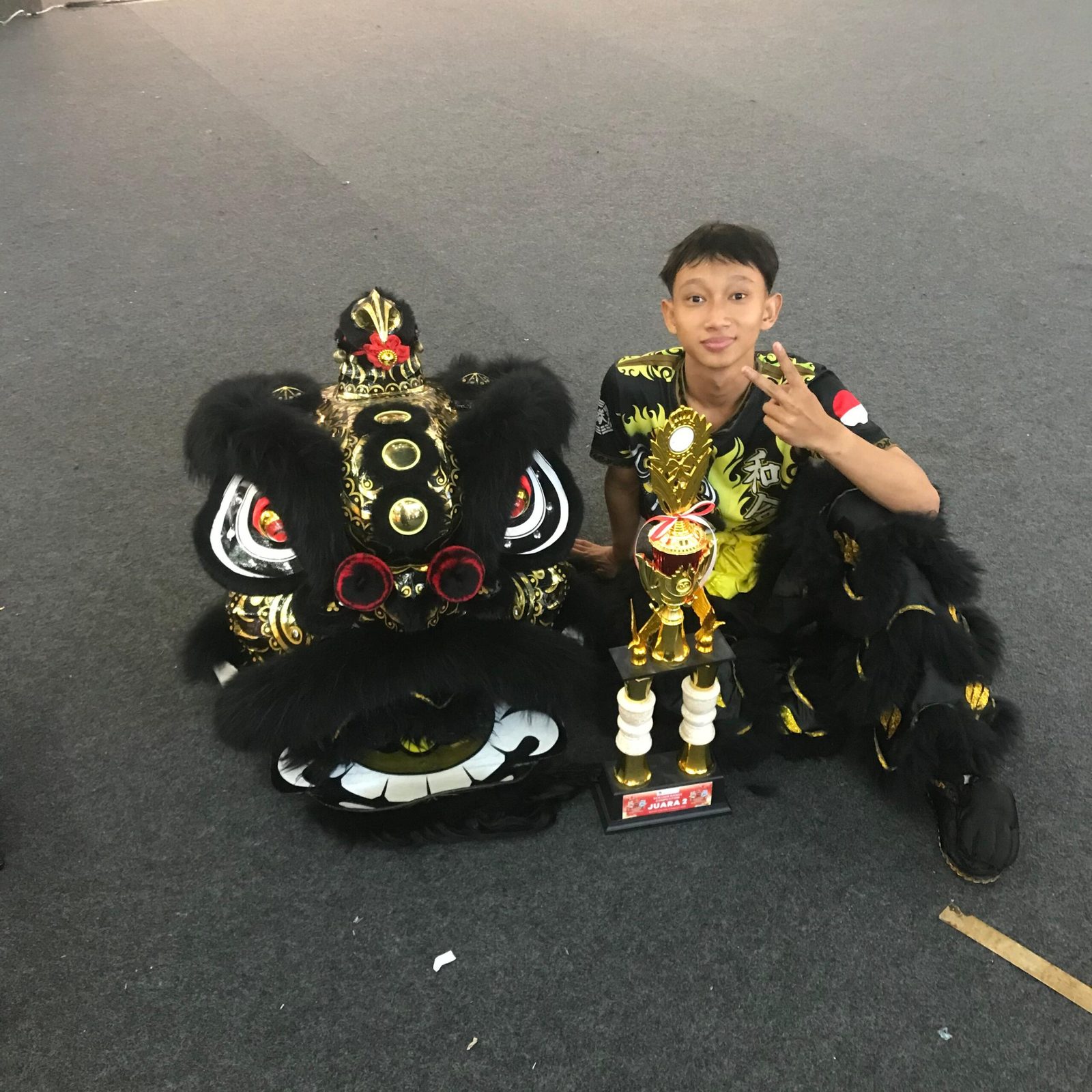 Medali Perak Lion Dance Compepition