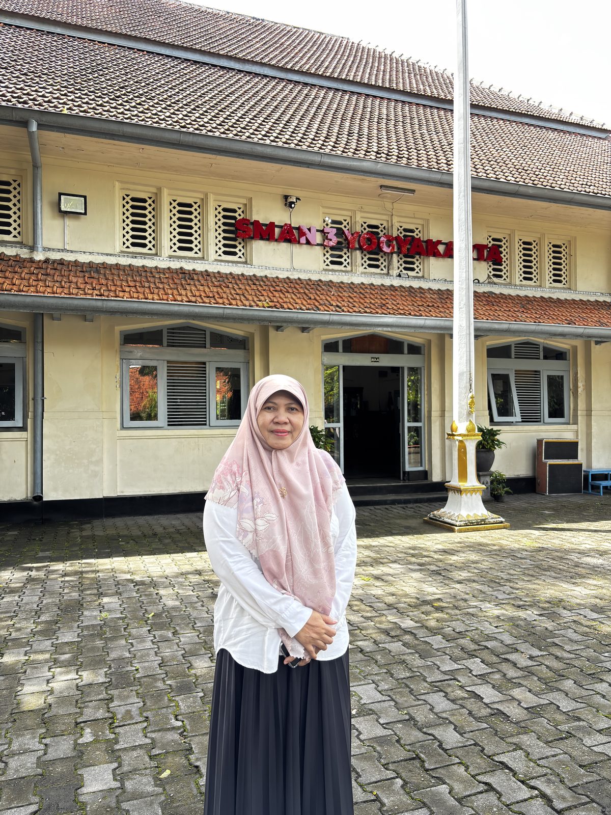 Fadiyah Suryani, S.Pd.,M.Pd.Si.