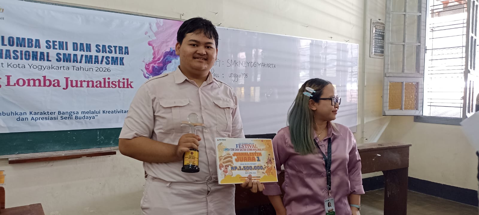 Juara 1 FLS3N bidang jurnalistik tingkat Kota