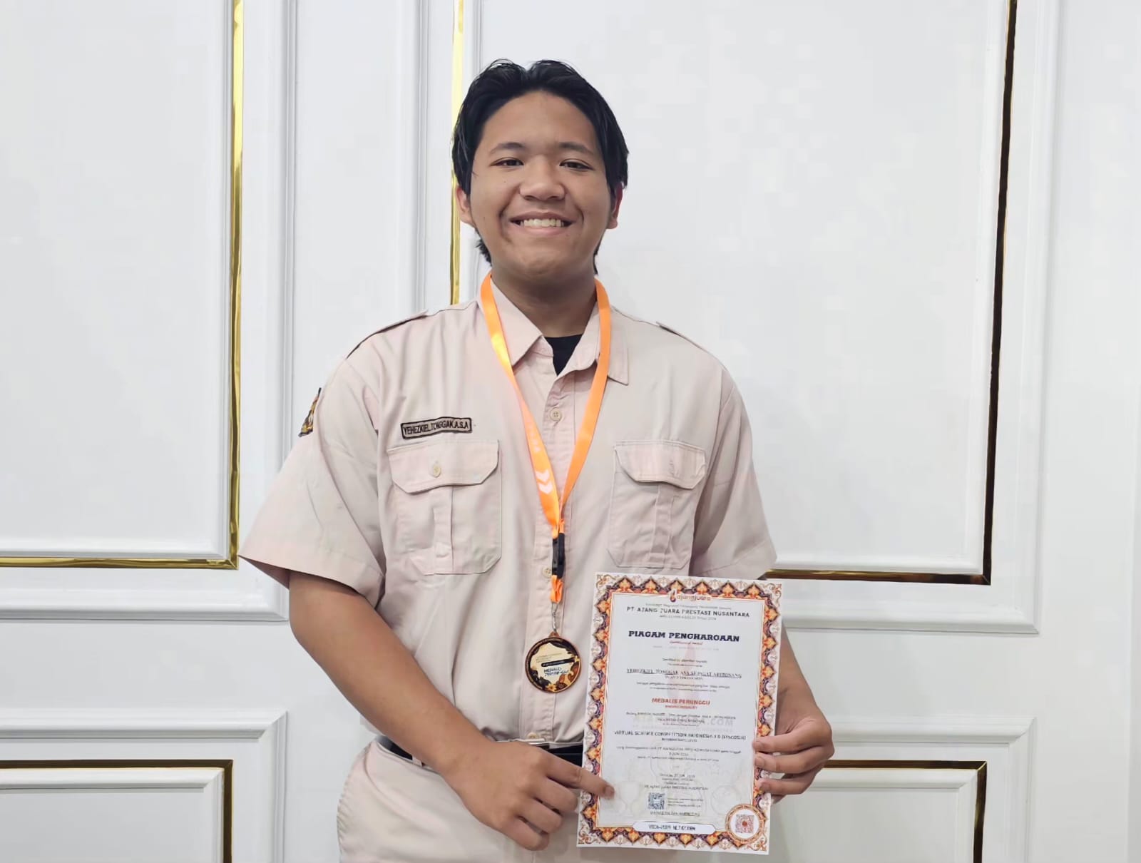 Medali Perunggu Lomba Bahasa Inggris