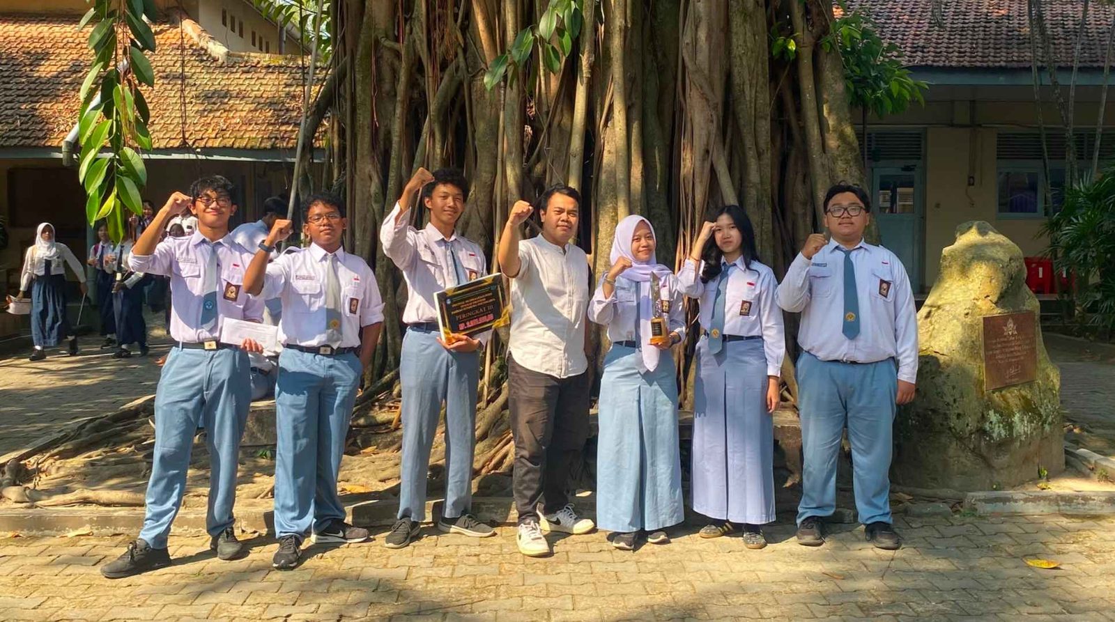 Juara 3 Musikalisasi Puisi Tingkat Provinsi DIY