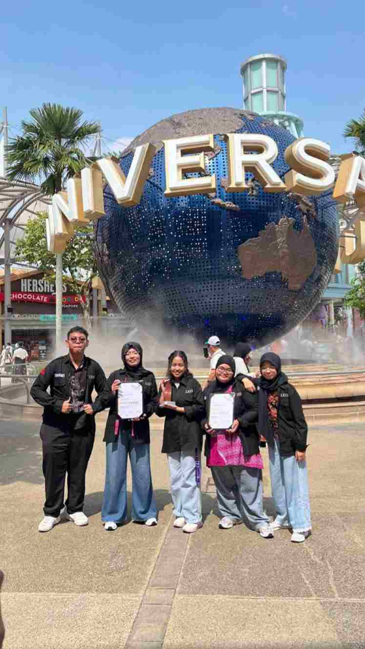 Gold medal Folklore Category, Gold medal Pop and Jazz Category, Winner of Pop and Jazz Category dan Grand Prix finalis